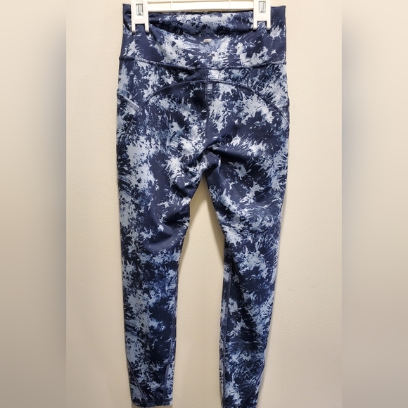 ☆3/35$ | MARIKA | Abstract Blue Print Tummy Control Active Leggings in Size M - Picture 3 of 8